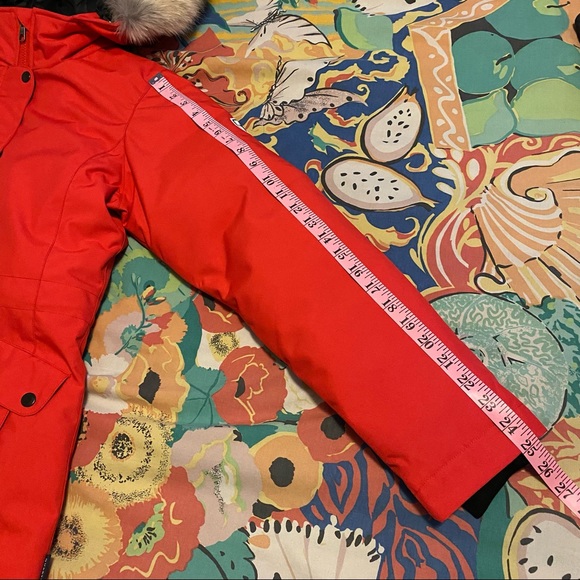 New QUARTZ CO. Kay Coyote Fur Down Jacket - Picture 14 of 14